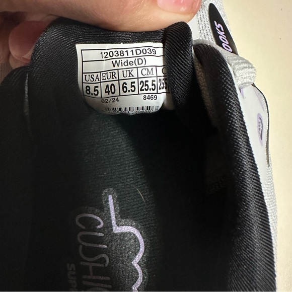 Brooks Running Women Adrenaline GTS 23 Purple Gray Black Shoes Size 8.5 WIDE - Picture 12 of 13